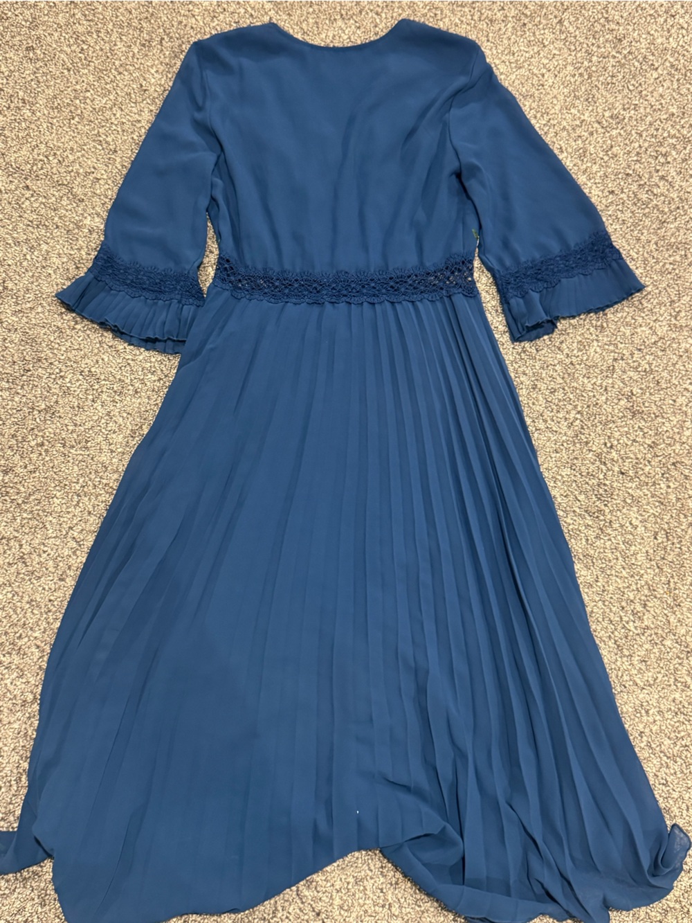 ASOS Embroidered Navy V-Neck Pleated Midi Dress - Picture 9 of 9